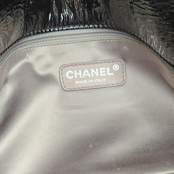 Chanel Patent Soft Sided bag, Authentic - Picture 7 of 9
